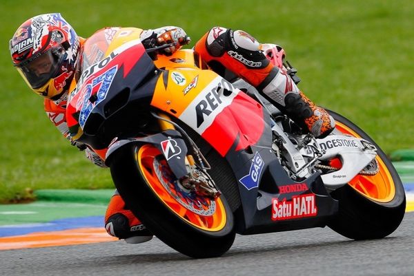 MotoGP Βαλένθια: Νίκη για Στόνερ στα 15 χιλιοστά