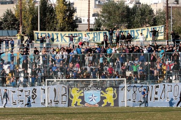 Έγινε θέμα στην Γαλλία ο Ιωνικός!