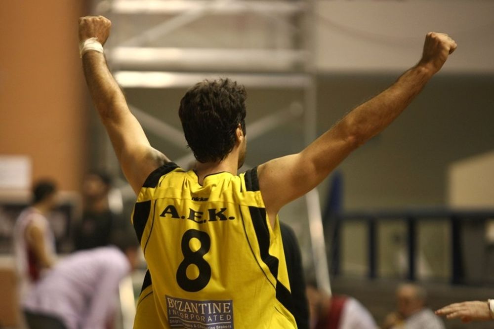 Άνετα η ΑΕΚ