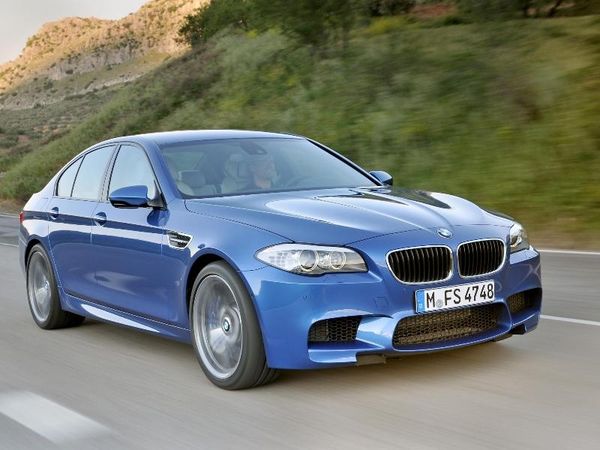 BMW M5 2012