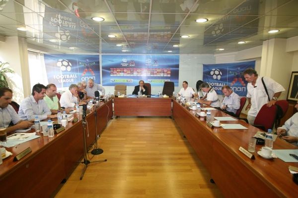 Συνάντηση Καλογιάννη-Πιλάβιου για τον υποβιβασμό