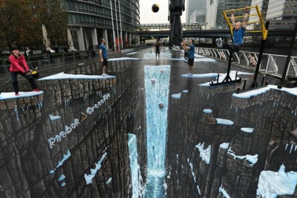 Η πιο τρομακτική τοιχογραφία που έγινε ποτέ! (video)