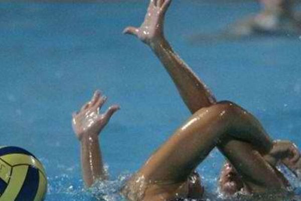 Η Μπενέκου έχει το προβάδισμα στο «Rookie»