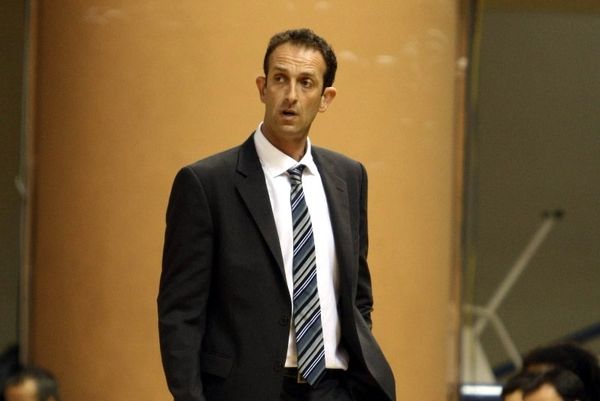 Με το… δεξί ο Χουγκάζ