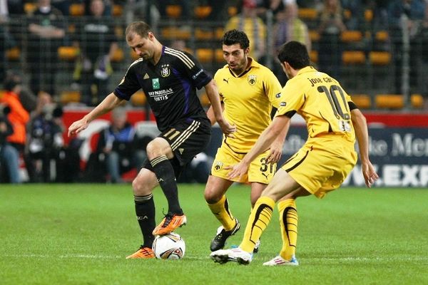 Φιορεντίνα και Ρέιντζερς στο ματς ΑΕΚ-Άντερλεχτ