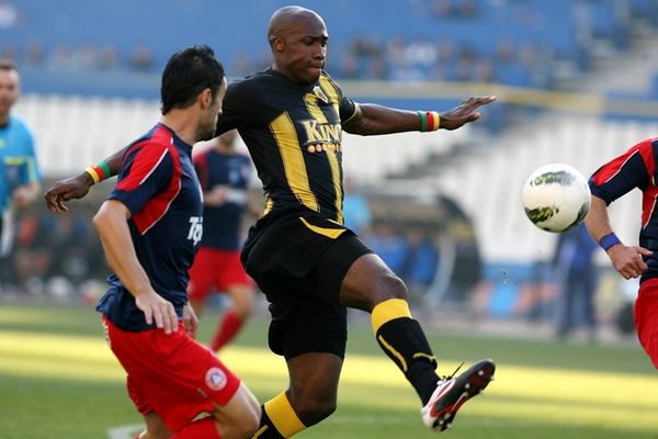 Πύρρειος νίκη με Μπέλεκ πρωταγωνιστή (photos+videos)