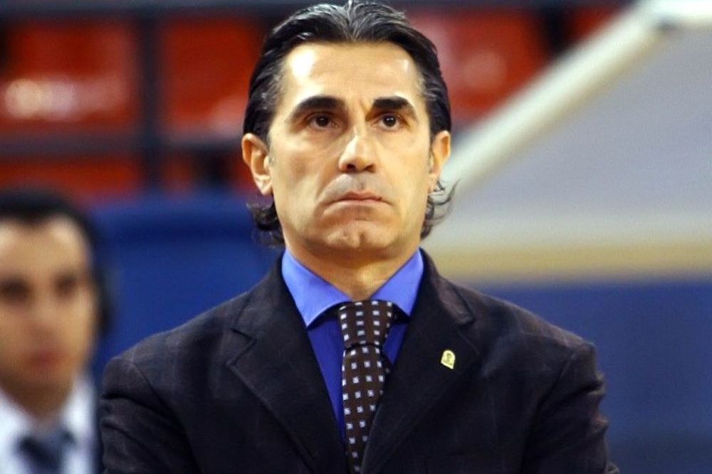 Εύκολα η Αρμάνι Μιλάνο!
