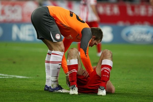 Αν δεν έχεις νύχια να ξυστείς…