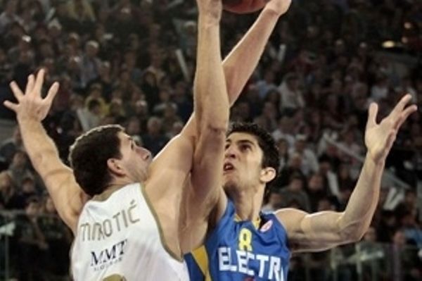 Περίπατο η Ρεάλ Μαδρίτης στο ντέρμπι