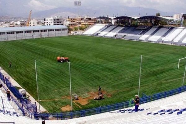 Φωτιά στο γήπεδο της Ριζούπολης