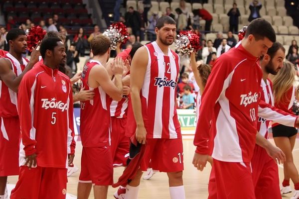 Κομπλέ με Καντού ο Ολυμπιακός!