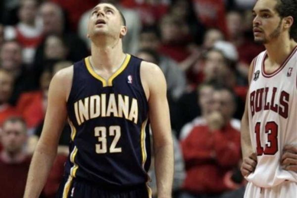 Απέκτησαν Μακρόμπερτς οι Λέικερς