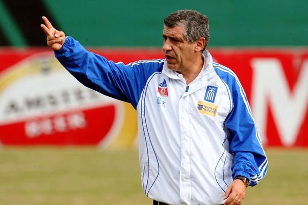 Σάντος: «Και εγώ και η ΕΠΟ θέλουμε να συνεχίσουμε»