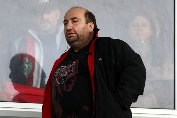 Ο Τσάκας διαλέγει παιχνίδια;