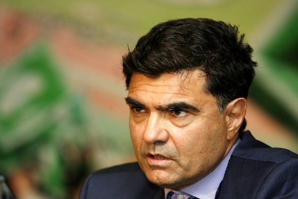 Περιμένοντας τον Βαρδινογιάννη