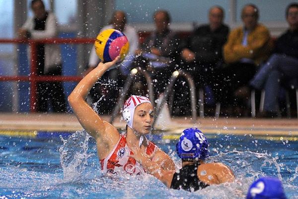 Θριαμβευτική πρόκριση για τον Ολυμπιακό