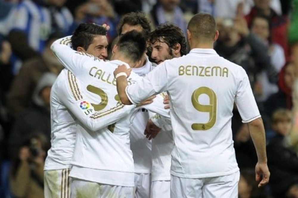 Πανηγυρική πρόκριση για Ρεάλ