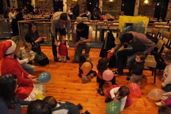 «Μύρισε» Χριστούγεννα στη Λιβαδειά