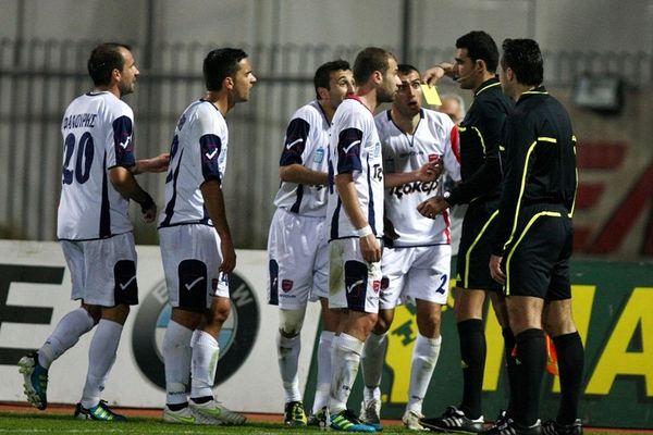 «Ρέστα» Χριστούγεννα ελέω Πρωτοδικείου στον Πανιώνιο