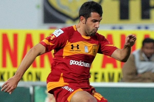 «Ψωνίζει» από Άρη η Δόξα