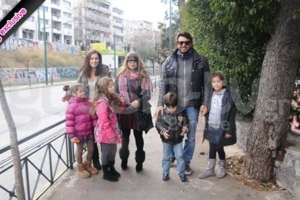 Βλοντάκης - Μαραγκόζη βόλτα με τα παιδιά τους
