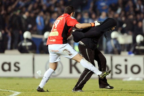 Βία: Να φύγει και να μην ξανάρθει…