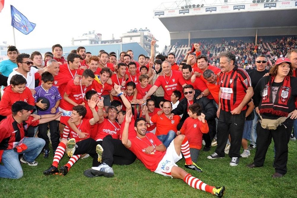 «2011 Review» στο Νότιο Όμιλο της football league 2