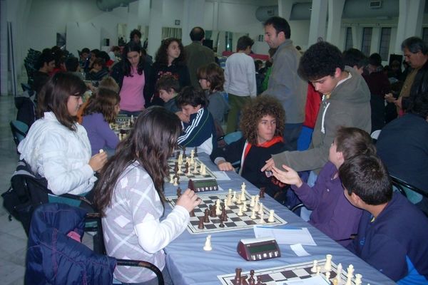 Ξεκινούν τα Νεανικά Πρωταθλήματα Σκακιού