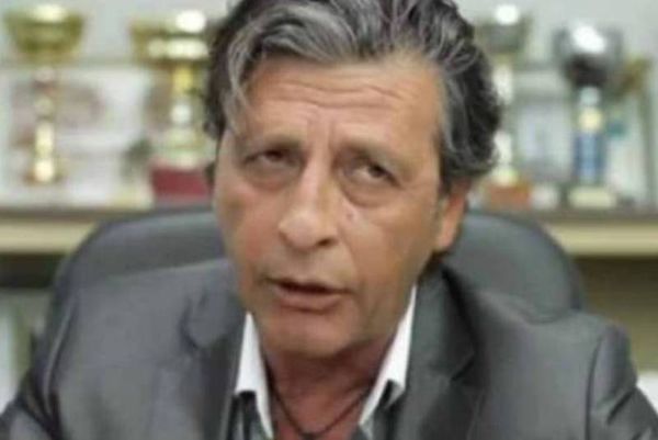 Με γυαλιά και σκούφο ο… Αγαπούλας!