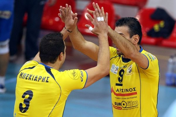 Με μαύρα περιβραχιόνια ο Παμβοχαϊκός