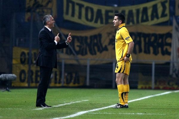Επίσημες συζητήσεις για Μανωλά