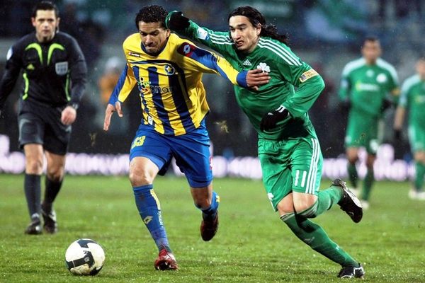 Εξετάζει Μαρσελάο ο Πανιώνιος