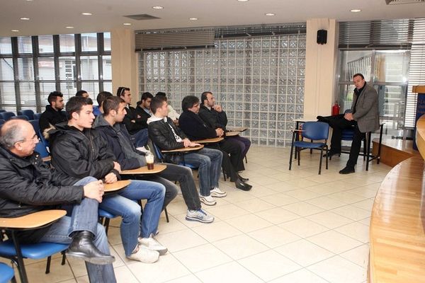 Συνάντηση με τους παίκτες της Καλαμαριάς