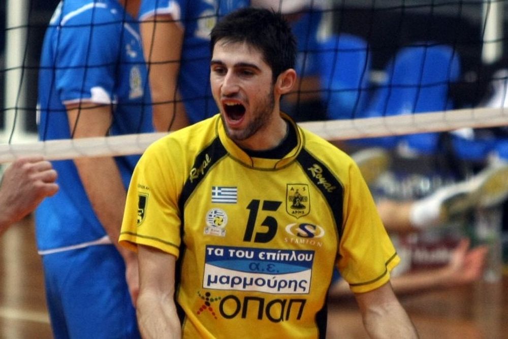 Τακουρίδης: «Τιμή να φοράω τη φανέλα του Ηρακλή»