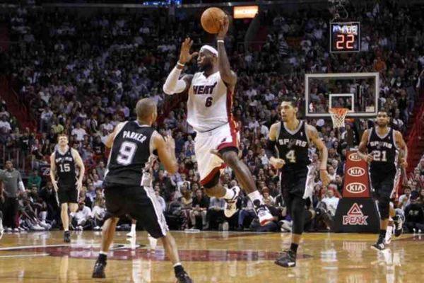 Επιμέρους +27 σε ένα 12λεπτο για Χιτ!