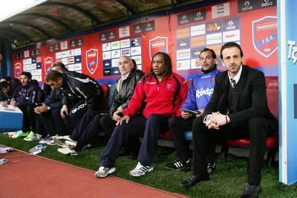 Επιθετικός και στόπερ οι ανάγκες του Πανιώνιου