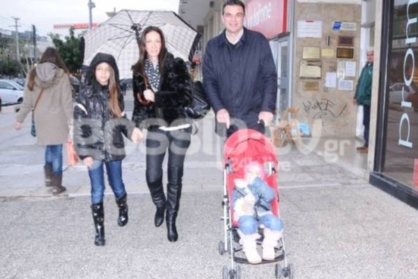 Η οικογενειακή βόλτα του Ρωμανίδη (photos)