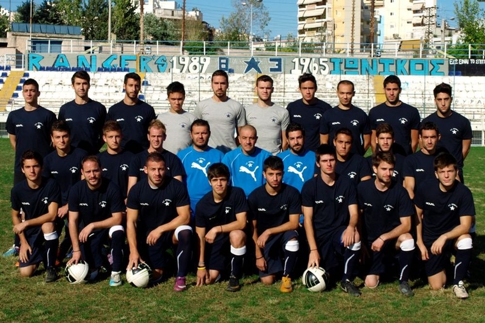 Κόβει την πίτα του ο Ιωνικός
