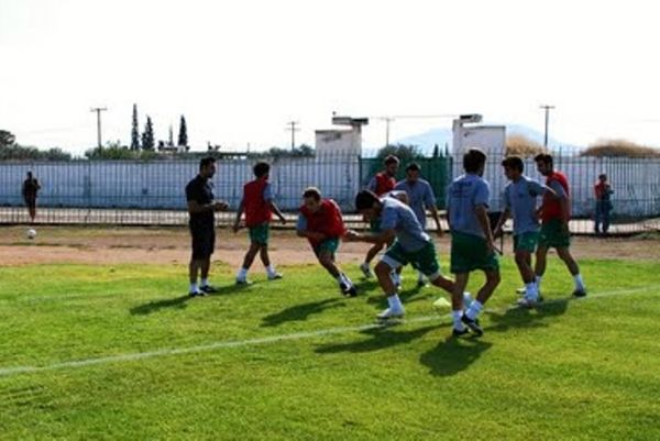   Στον Πανελευσινιακό ο Οικονομόπουλος