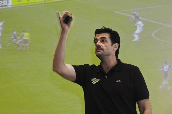 «Μούσκεμα» τα έκαναν οι διαιτητές