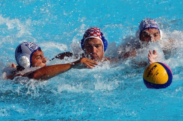 Νικήτρια η Σερβία στο επεισοδιακό ματς με την Κροατία