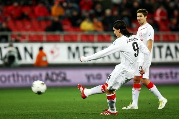 Χαλαρή πρόκριση στα ημιτελικά για Ολυμπιακό (photos)