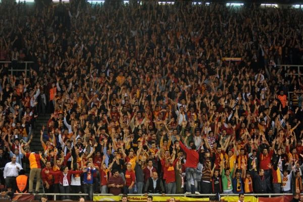 Ούτε… καρφίτσα στο «Αμπντί Ιπεκτσί» (photos)