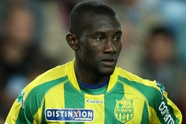 Στα «κυανέρυθρα» ο Πιερ (video)