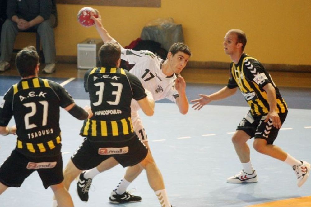 Ο ΠΑΟΚ νικητής στο ντέρμπι «δικεφάλων»