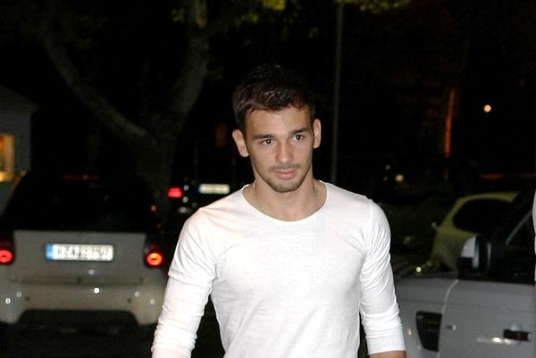 Σκόραρε και στα... μπουζούκια ο Νίνης