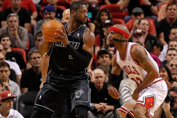 Μοιραίος ο Ρόουζ, νικητές οι Χιτ