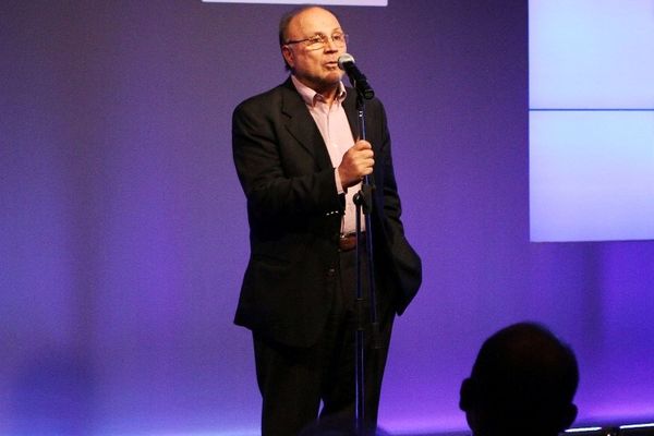 Καταιγιστικός ο Διαθεσόπουλος