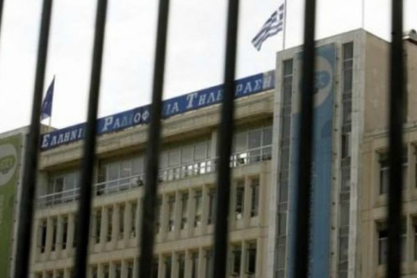 Δεν κλείνουν ΕΤ1, Ραδιοτηλεόραση και περιφερειακοί σταθμοί 