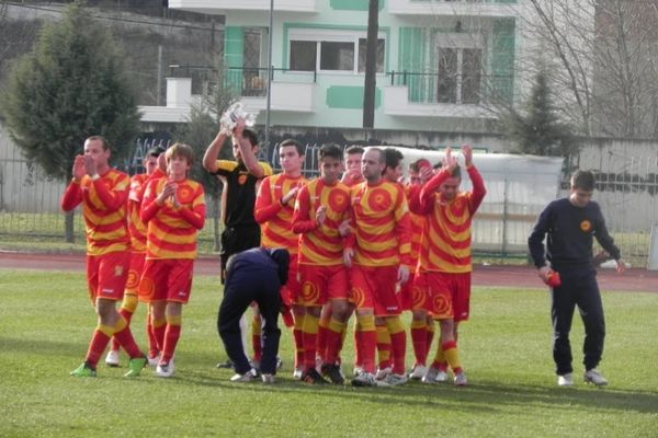 Δύο παίκτες στην Καστοριά